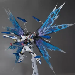 METAL BUILD : STRIKE FREEDOM + WING OF LIGHT
