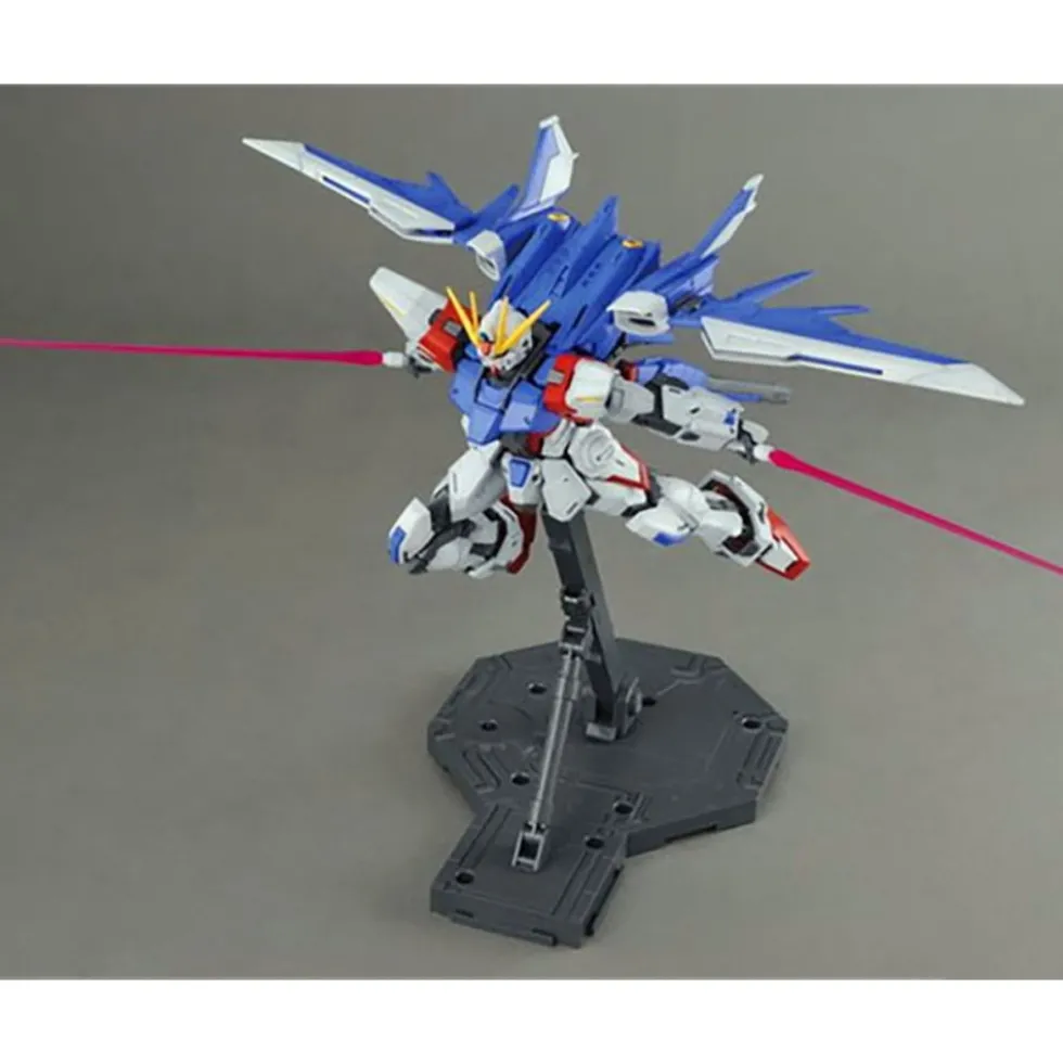 MG 1/100 BUILD STRIKE GUNDAM FULL PACKAGE