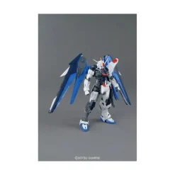 MG 1/100 FREEDOM GUNDAM VER 2.0