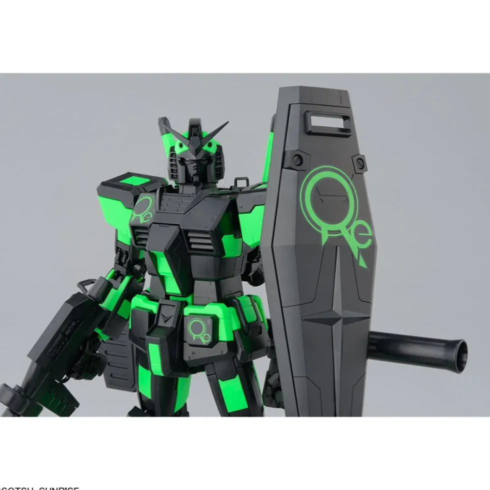 MG 1/100 RX-78-2 Gundam Ver.3.0 (Recirculation Color / Neon Green)