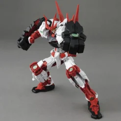 MG 1/100 SENGOKU ASTRAY GUNDAM